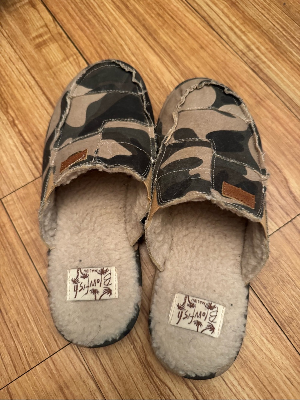 Camouflage Sherpa-Lined Women’s Slip-On Slippers - Brown Camo